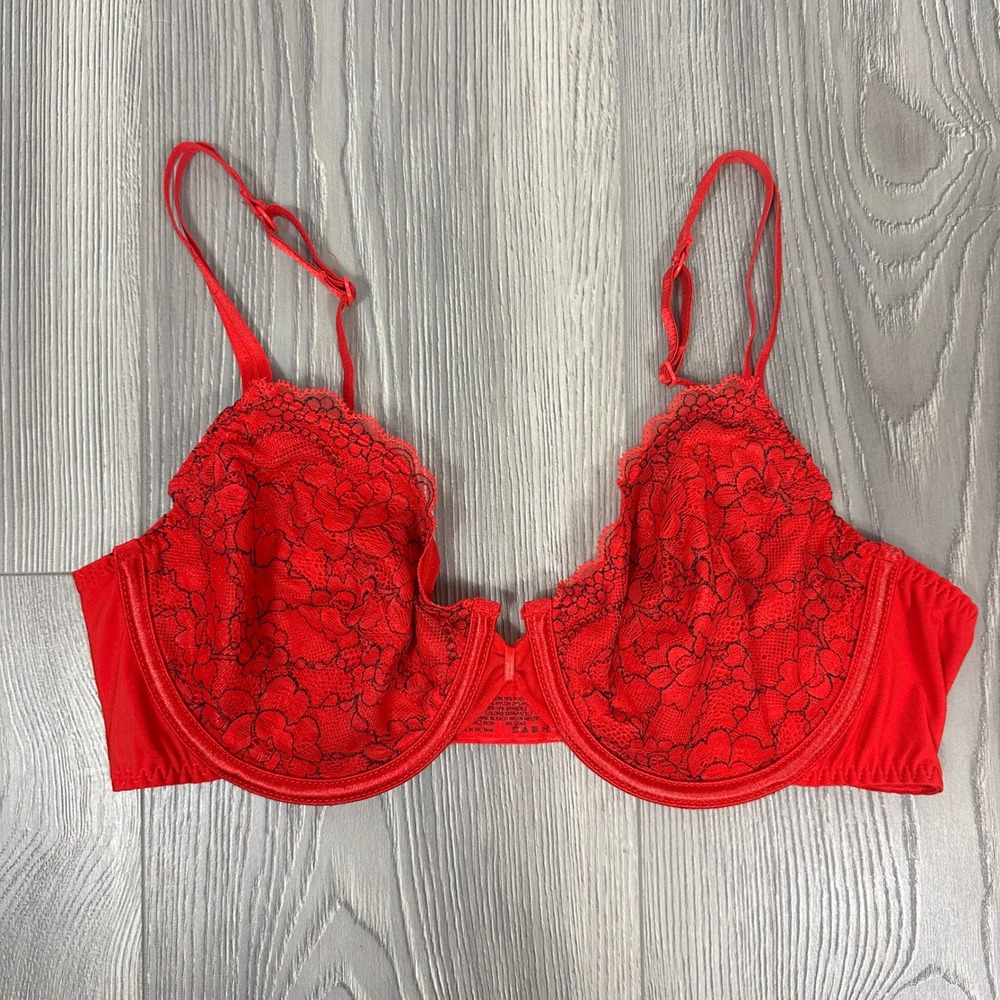 Vassarette Red Luxe Lace Unlined Underwire Bra - SIZE 38B Feminine Floral